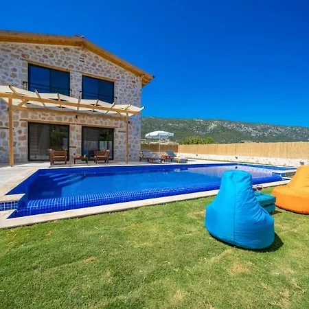 Hotel Bonus 1 / Kalkan 4*